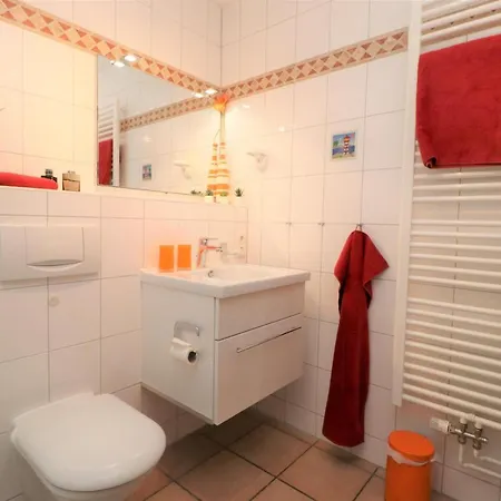 Oewern Diek App 05 Wustrow (Fischland)